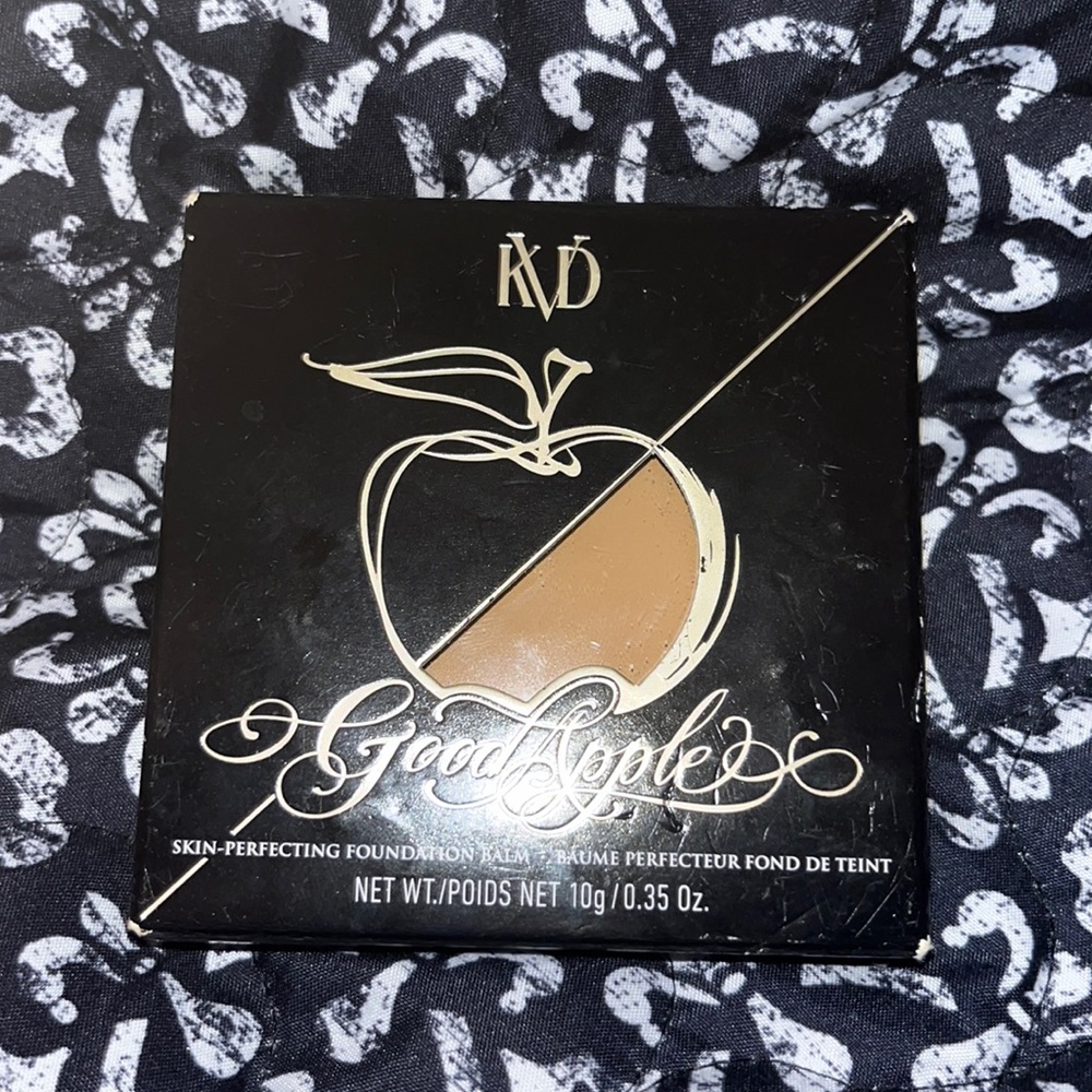 KVD beauty. Kat Von D Good Apple Foundation